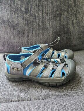 Keen Boys Newport Closed Toe Sandals.